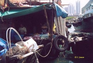 Leben auf Hausbooten - Hongkong.jpg